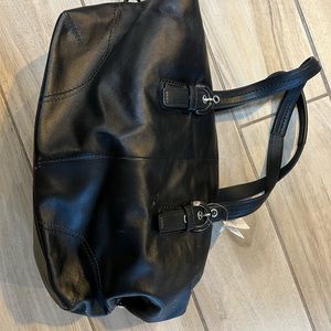 A great Coach bag, NWT.  Roomy shoulder bag!   Timeless, slouchy bag!!